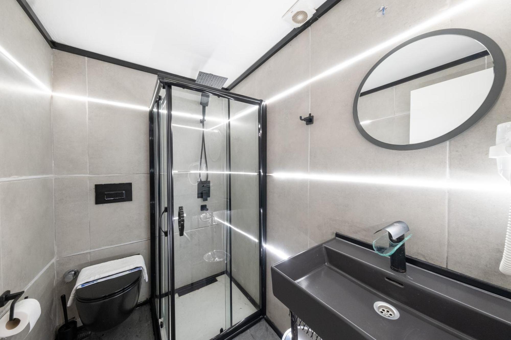 The Luxury Frame Suites Стамбул Экстерьер фото